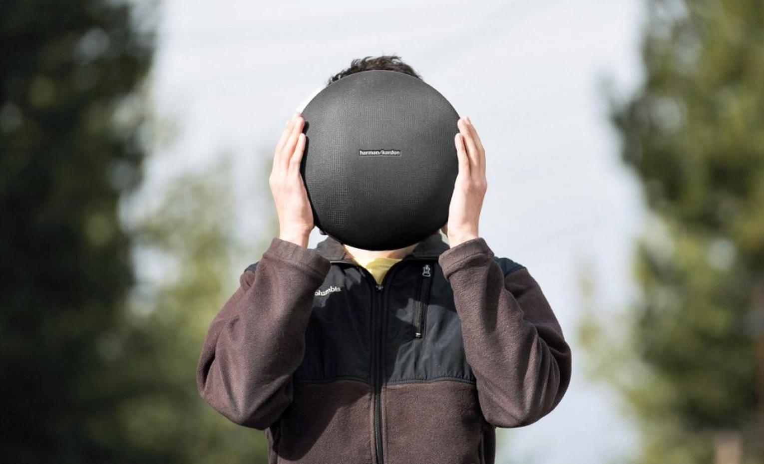 اسپیکر بلوتوثی Harman Kardon Onyx Studio 4 اسپیکر بلوتوثی Harman Kardon Onyx Studio 4