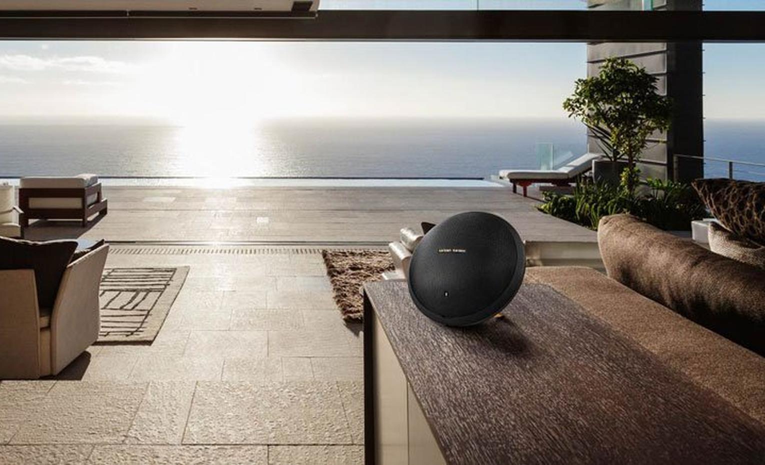 اسپیکر Harman Kardon Onyx Studio 2 اسپیکر Harman Kardon Onyx Studio 2